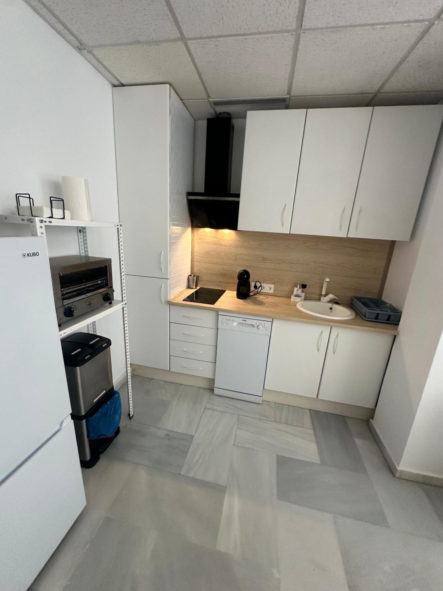 Moderno Soho - Nuevo! En El Centro Y Cerca De La Playa!parking Gratuito!