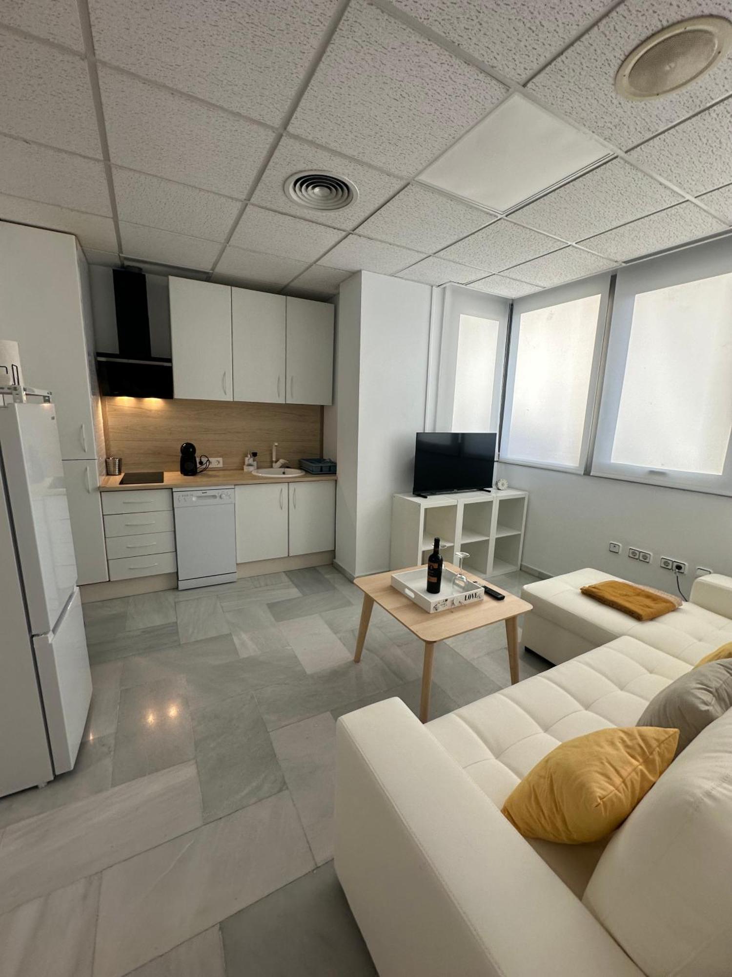 Moderno Soho - Nuevo! En El Centro Y Cerca De La Playa!parking Gratuito! *